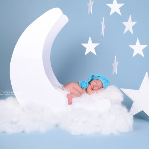 نمونه کار نوزاد با تم ماه و ستاره